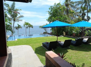 Absolute Beachfront, Paradise, 3BR Villa with Private Pool on 1200m2 of Tropical Land